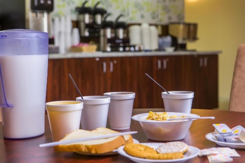 MAINGATE FLORIDA HOTEL image 4